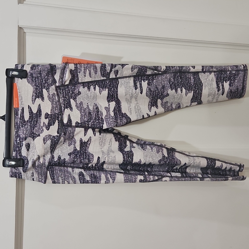 Black and Gray Camouflage Leggings, Medium, NWT